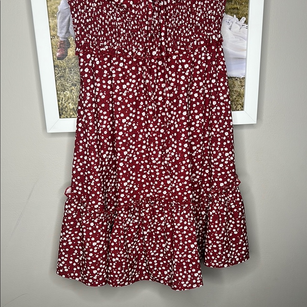 Red and white floral Dress - Picture 2 of 4